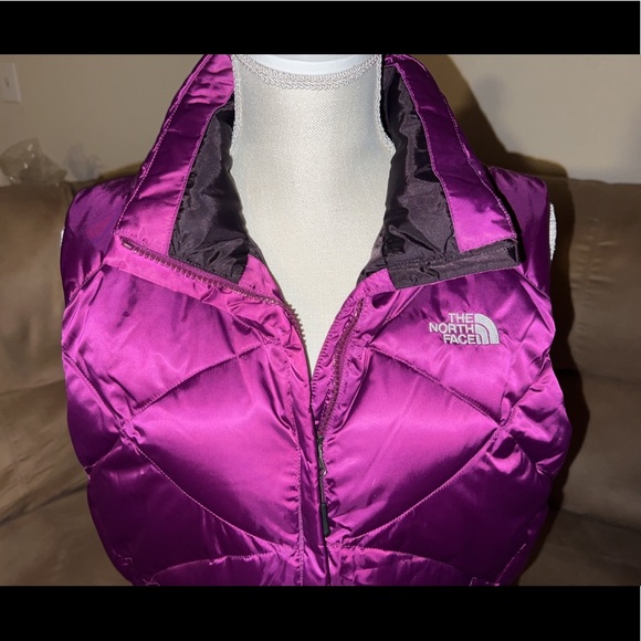 THE NORTH FACE Purple Metallic Down Puffer Vest - Picture 2 of 8